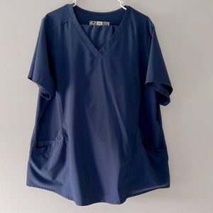 WonderWink: RENEW Women's V-Neck Scrub Top